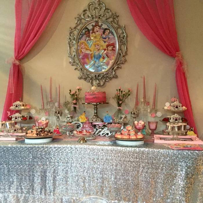 Disney princess birthday decoration